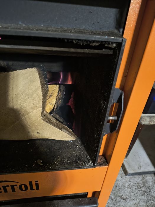 Centrala termica pe lemn