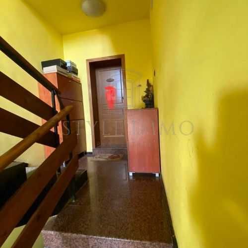 Продава се Многостаен апартамент в Разград, Варош - 143 кв.м за 1287 €/кв.м - Снимка #1