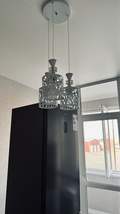 Продам люстру в хорошем состояний