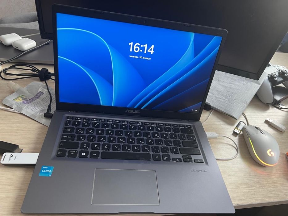 Ноубук Asus зарядка оригинал