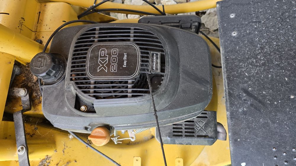 Tractoras de gazon alko ride-on 620 cu motor zongshen 6.5CP