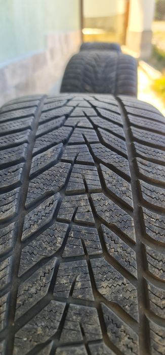 Зимни гуми Hankook 245/40 R18