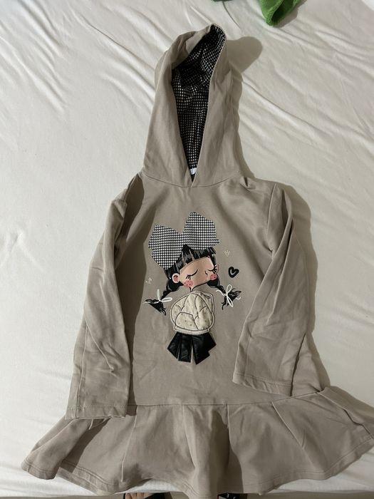 Продавам детска рокля