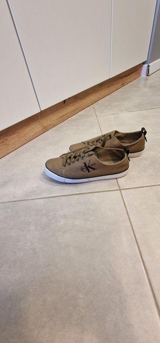 Маратонки Calvin Klein 36 номер