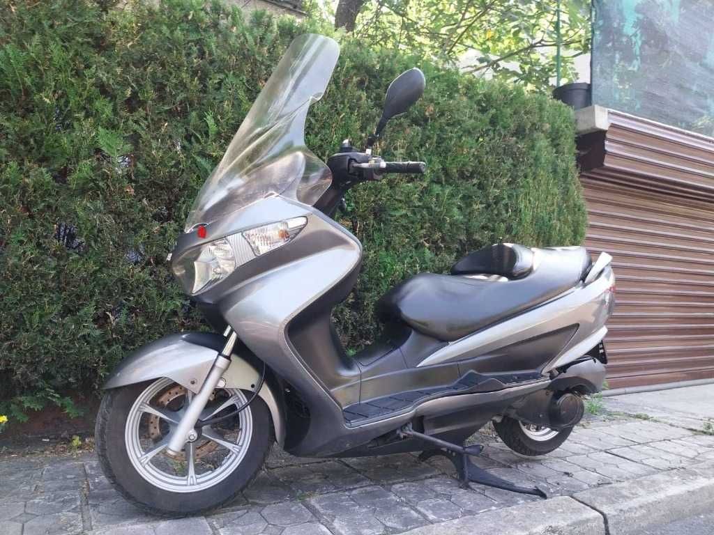 Suzuki Burgman 200i