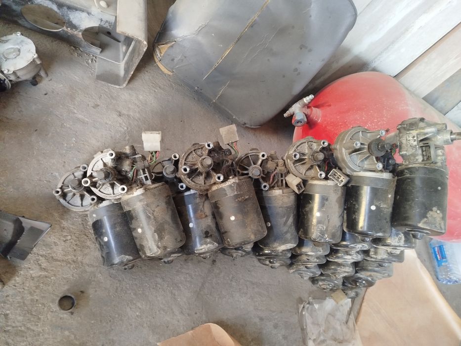 Isuzu avtobus dvornik matorchik