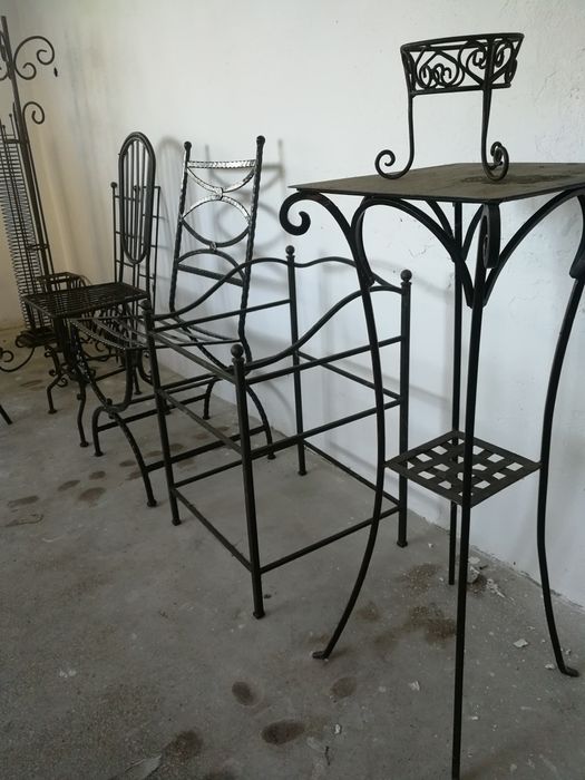 Piese din fier forjat masiv lucrate manual