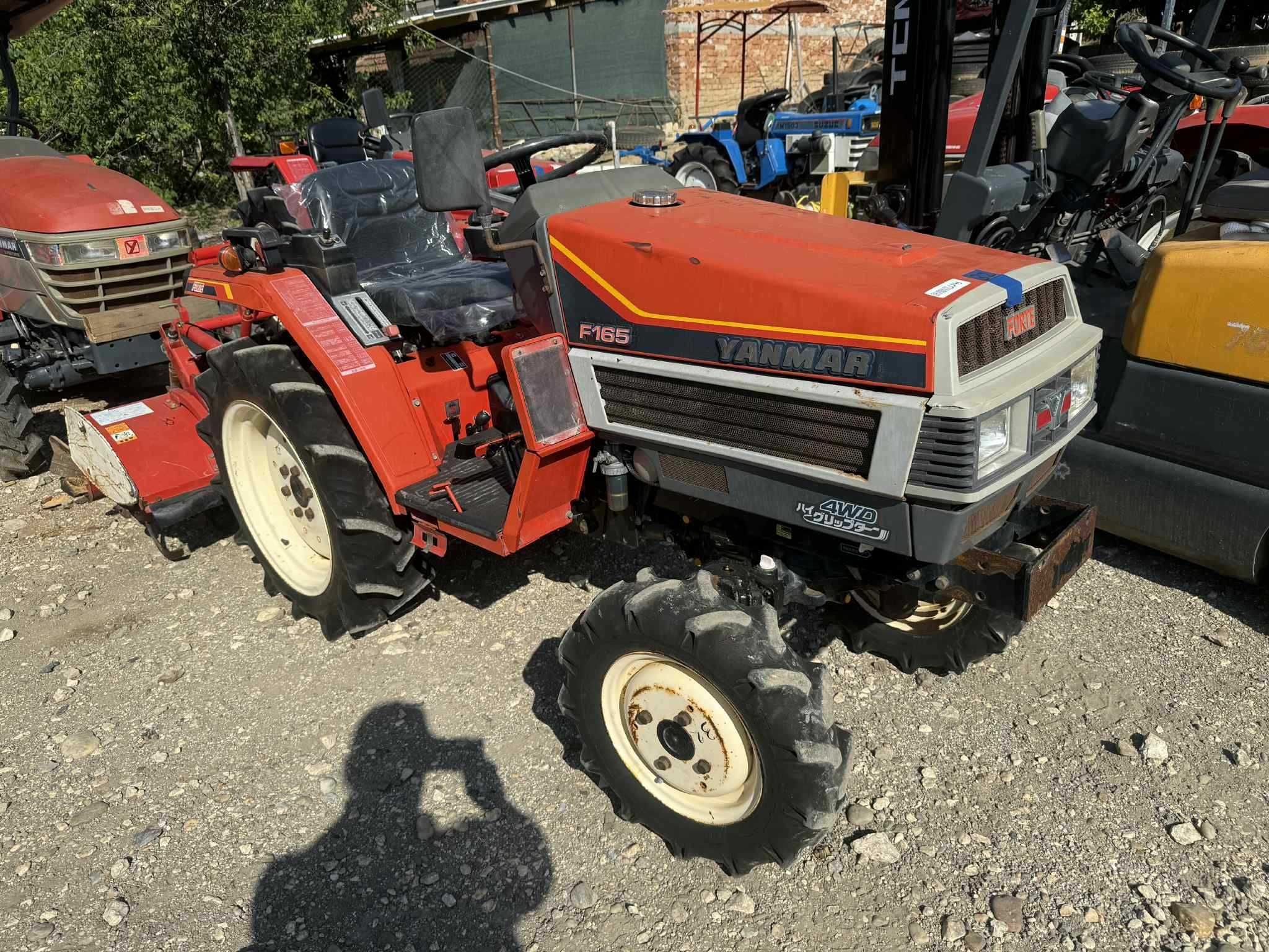 Трактор YANMAR FX165 4x4
