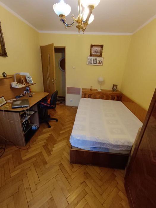 Vand apartament 3 camere, decomandat, zona Brancoveanu