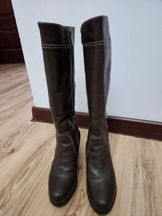 Продаю сапоги  кожаные,зимние проиводство Турция б/у .