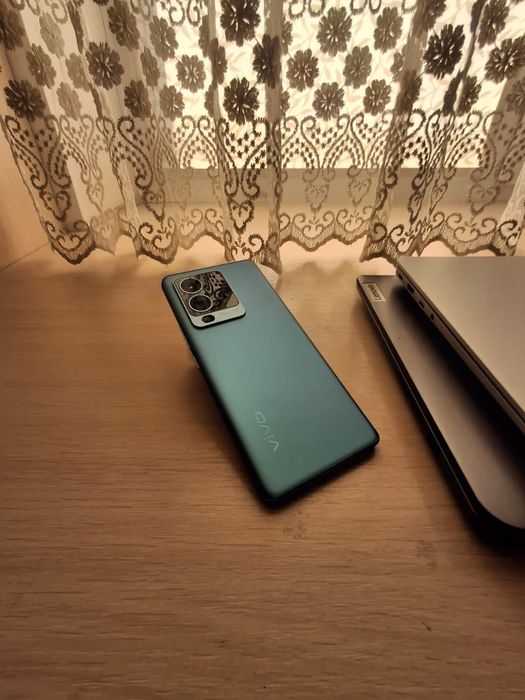 Телефон Vivo V25 Pro 5G