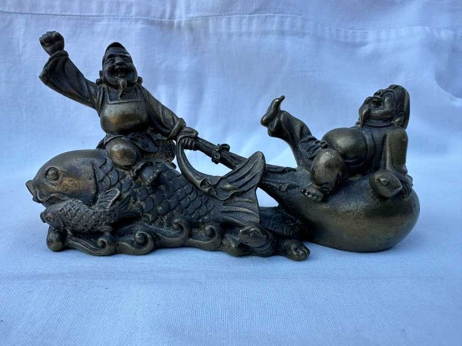 Месингова фигурка „Богатство и Късмет“ (смеещи се мъдреци с шаран)