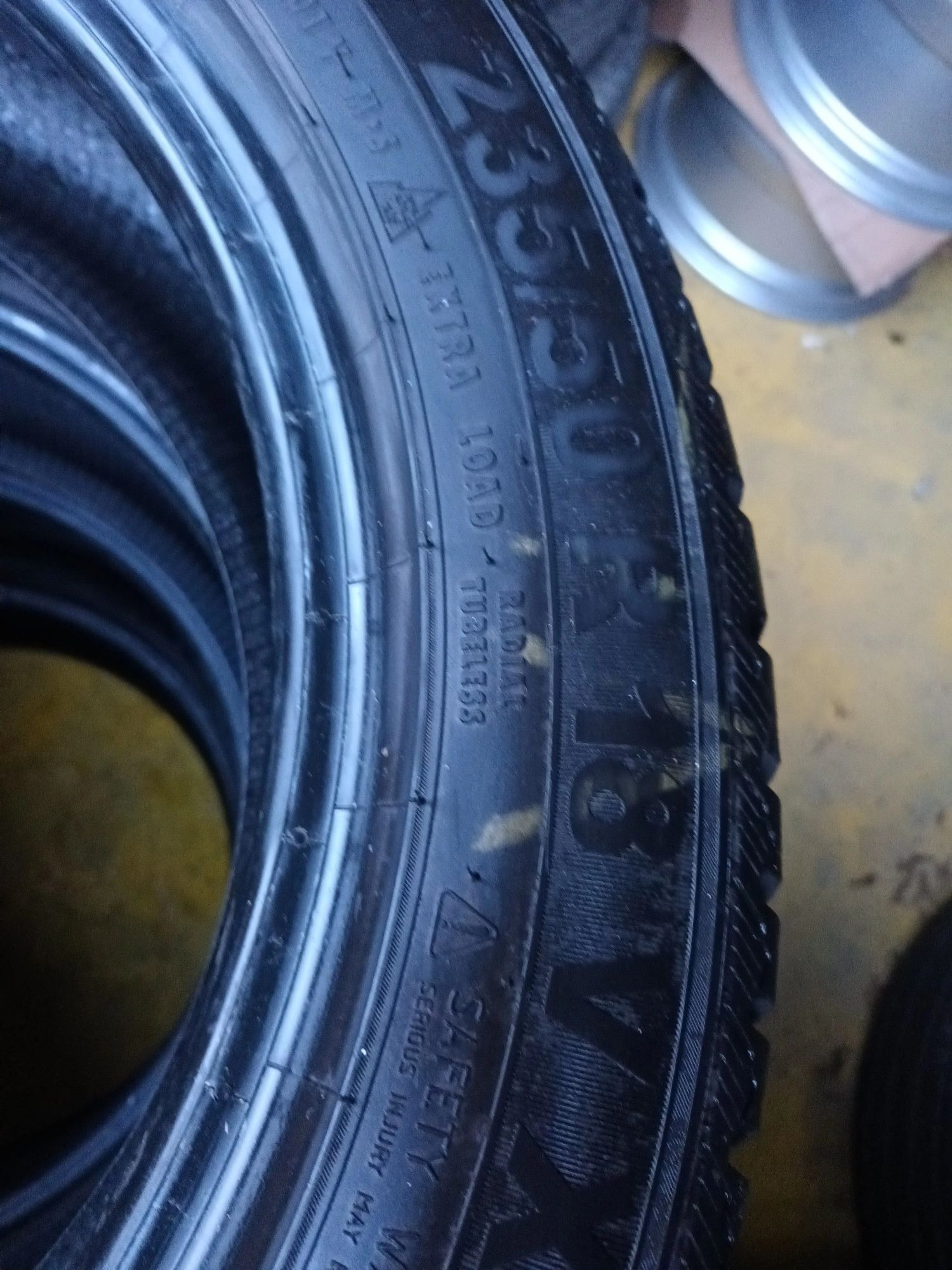235 50 R 18 SEMPERIT дот 2918