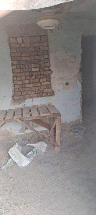 Уй сотилади Халкабад центрида 6 сотих