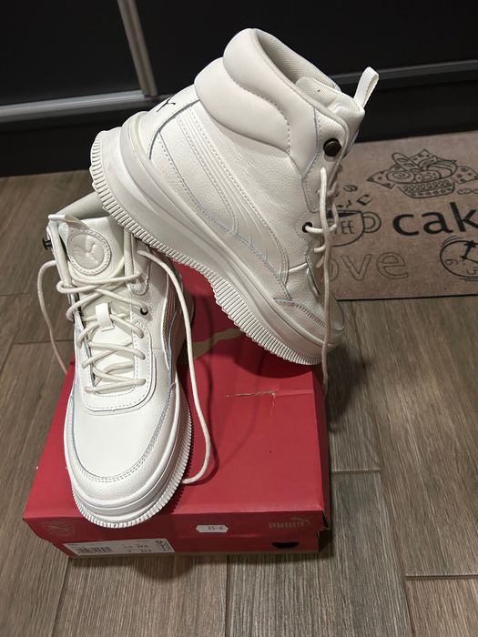 Дамски оргинални маратонки Пума