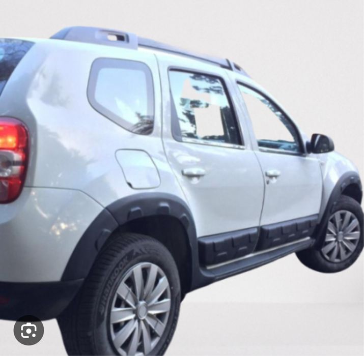 Bandouri usa+aripa Dacia Duster 2018-2023