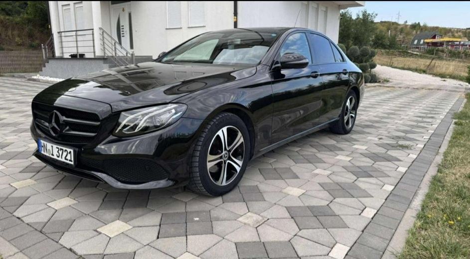 Vând Mercedes E Class 2019