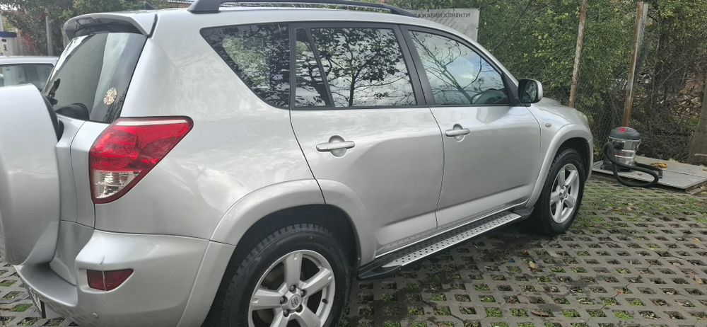 Toyta raw4 3generacia