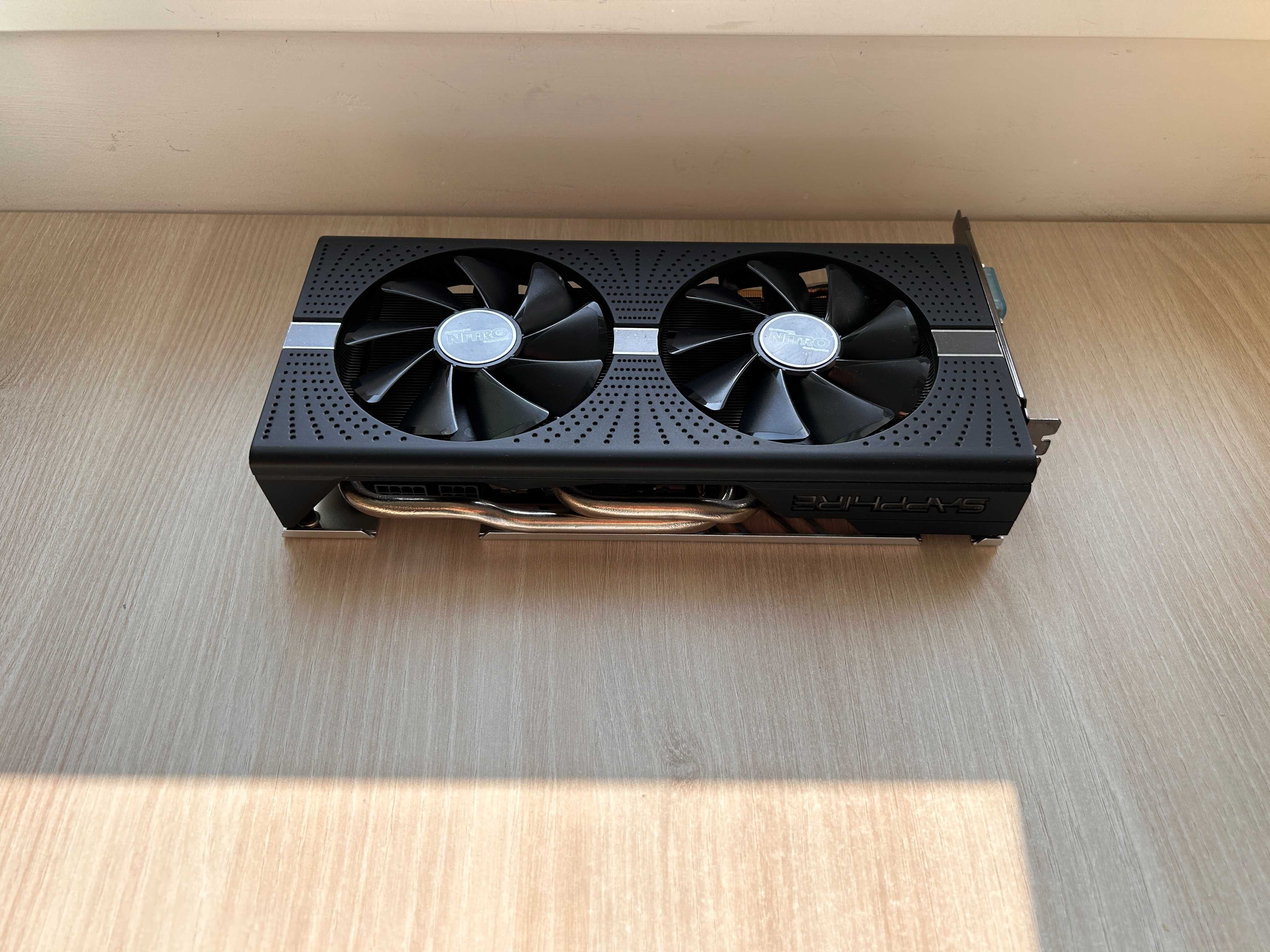 Продавам карта Sapphire Nitro+ RX580 8GB DDR5 Samsung памет