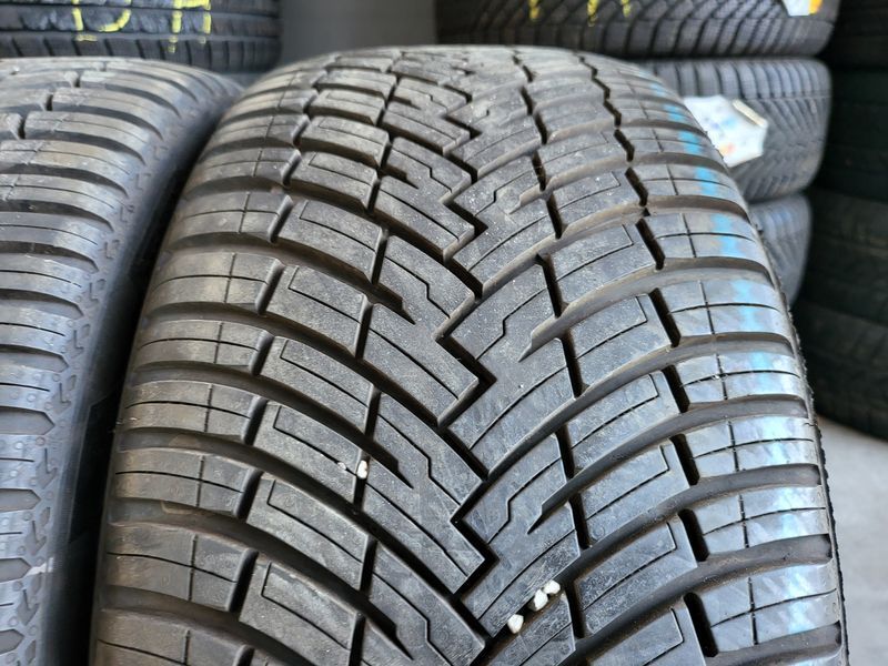 225/40/18 PIRELLI 2бр