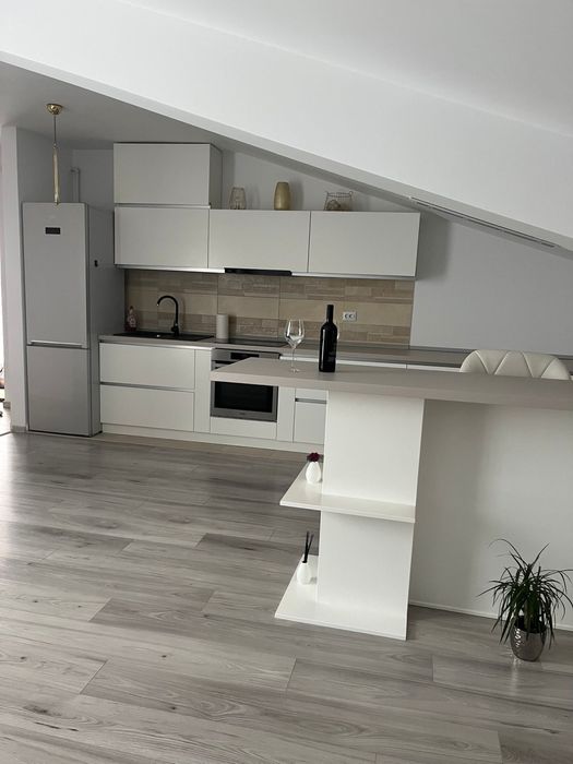 Apartament Valea lupului str aleea cu ciresi