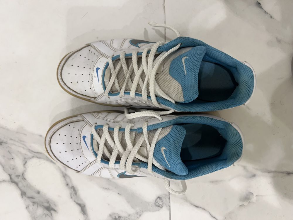 Дамски маратонки Nike