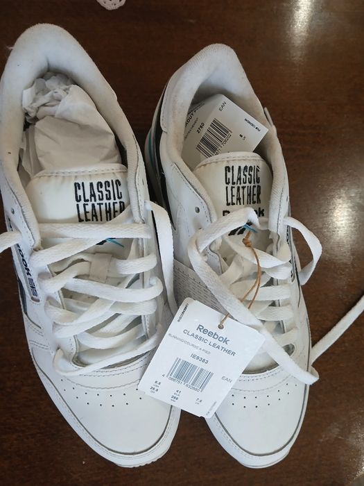 Чисто нови мъжки маратонки