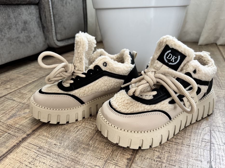 Ghete fete marime 36