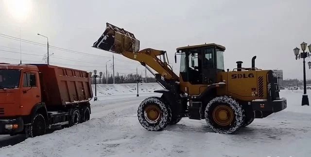 Услуги Погрузчика 2х куб