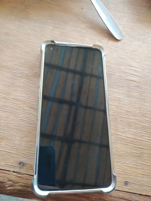 Oppo A74 в хорошем состоянии