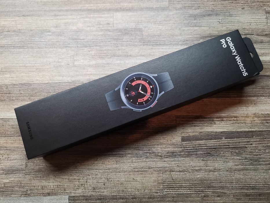 Като нов Samsung Galaxy Watch 5 Pro Titanium Case 45 mm Bluetooth