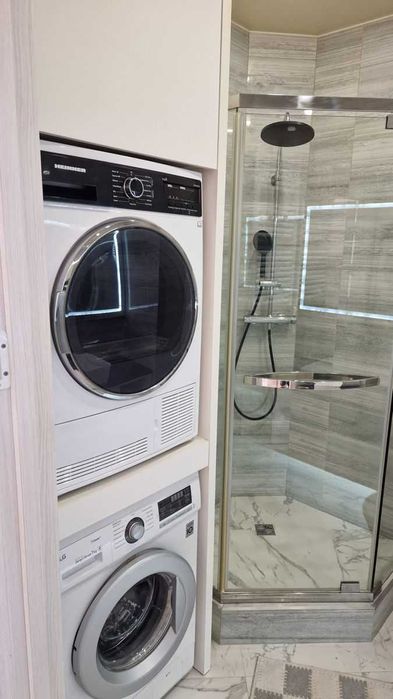 Двустаен имот в Левски В