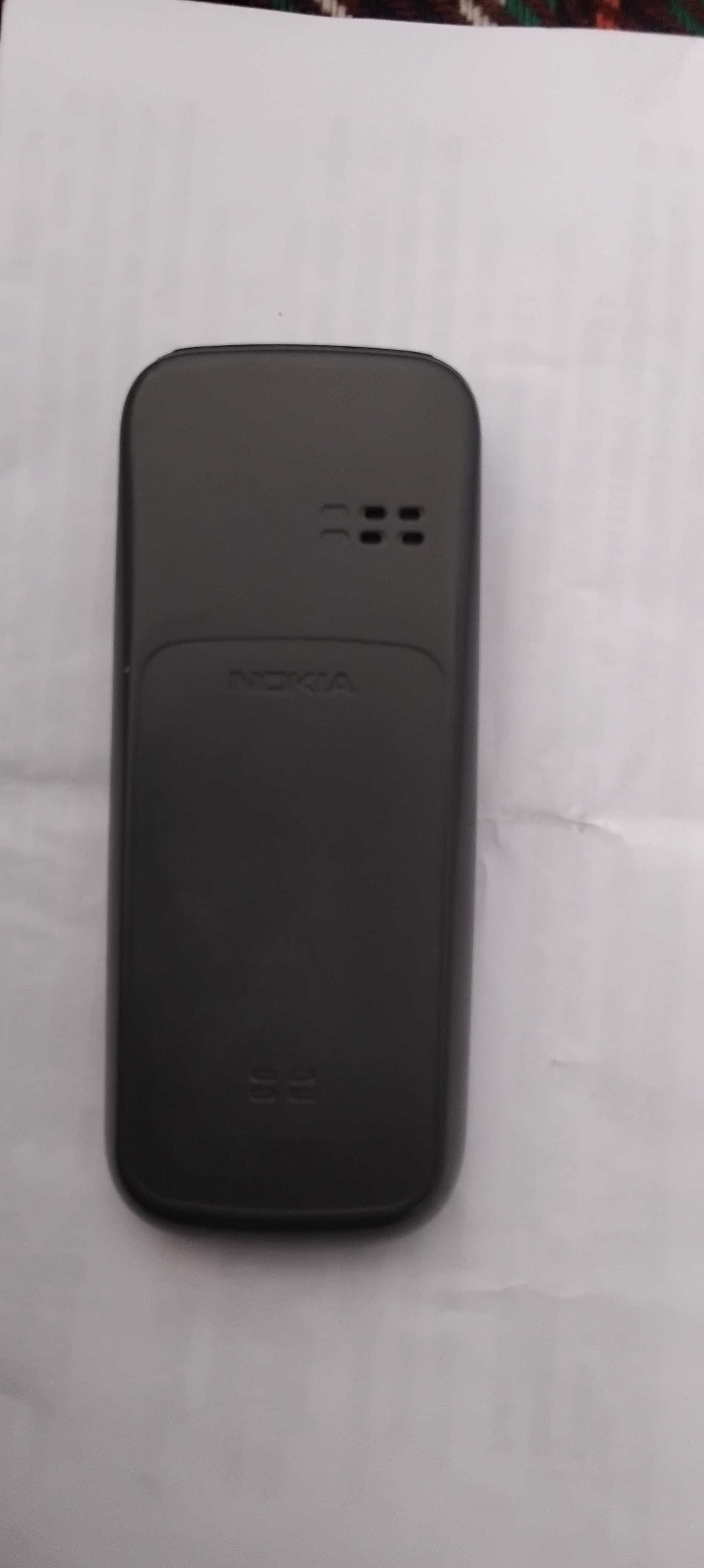 Nokia 100, модел 2011 и Nokia 1600