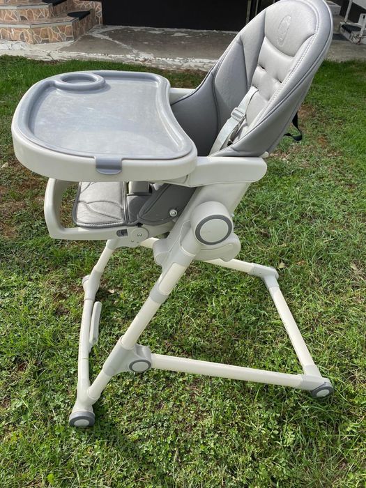 Scaun de masa pt bebe