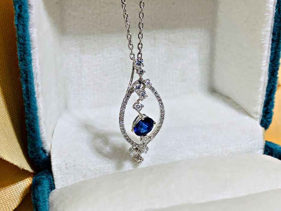 кулон и цепочка с бриллиантами и натуральным камнем – Сапфир