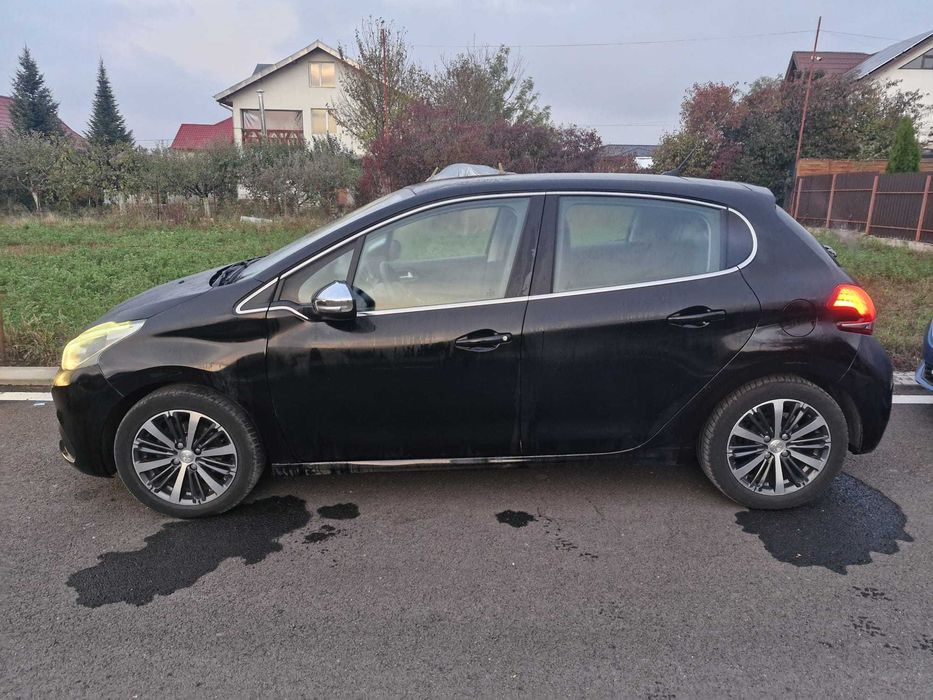 Peugeot 208 1.2 PureTech Allure 2017