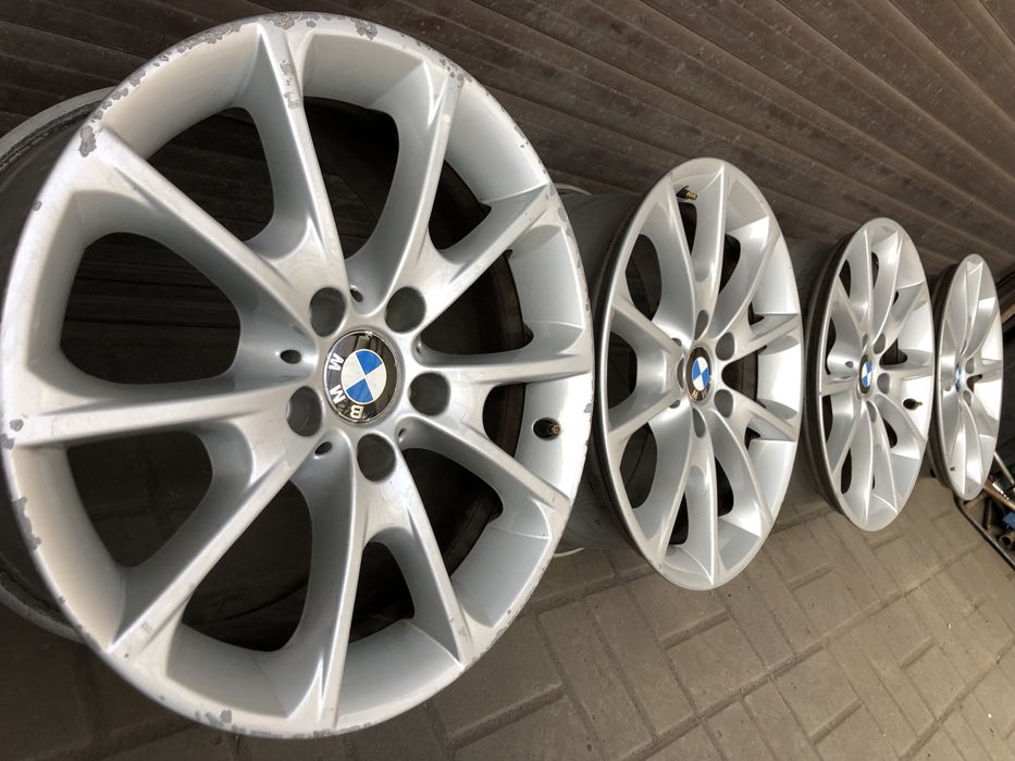 Диски на БМВ разноширокие R18