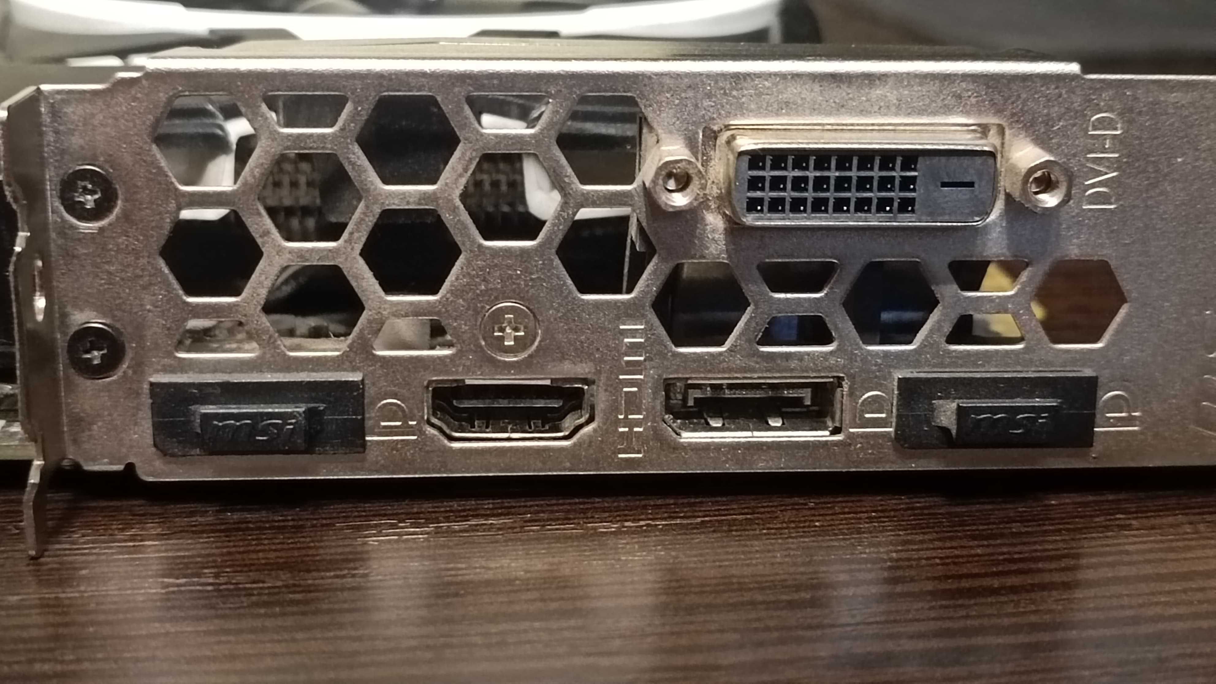 GeForce GTX 1070 ARMOR 8G OC
