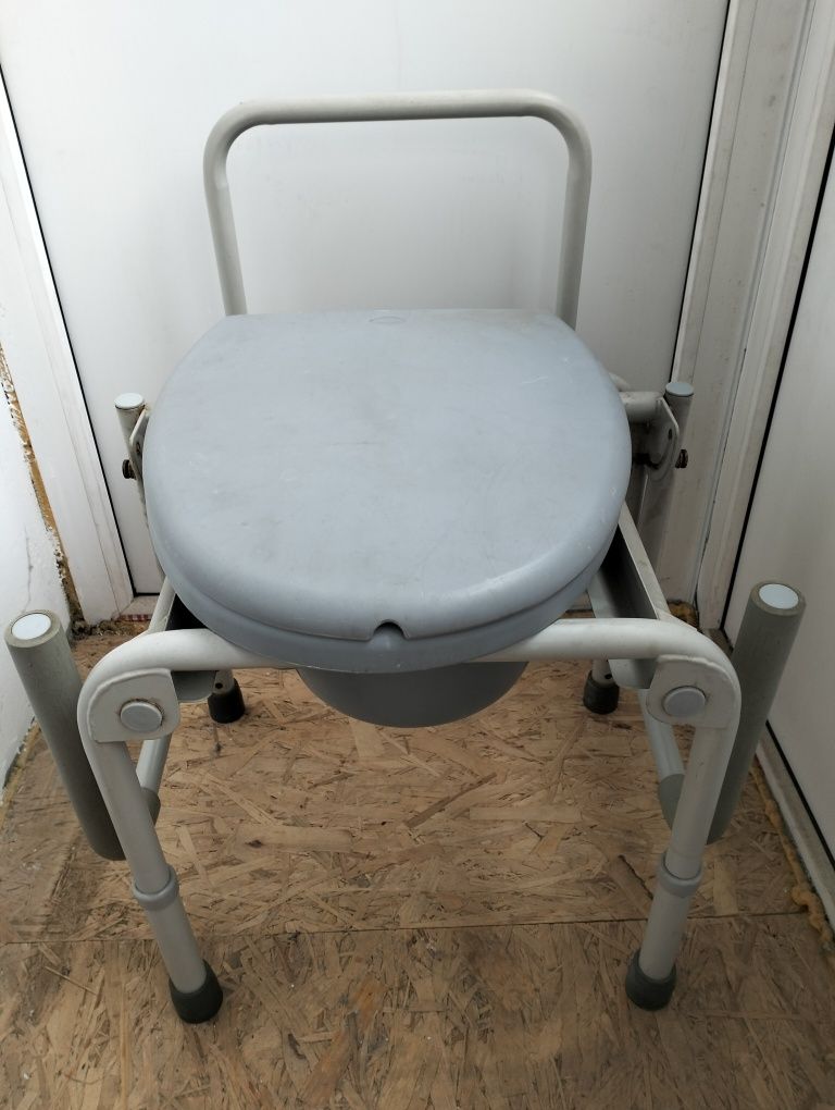 Продам стул туалет для инвалидов