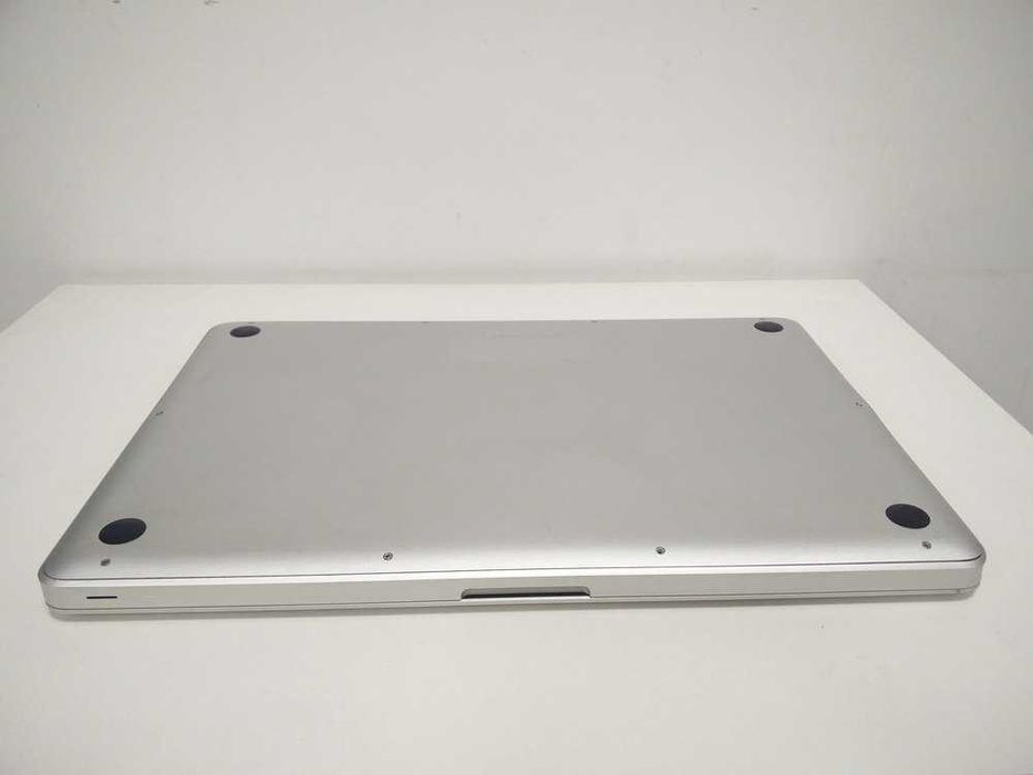 Laptop core i5 - Apple Macbook A1286 - functional,instalat