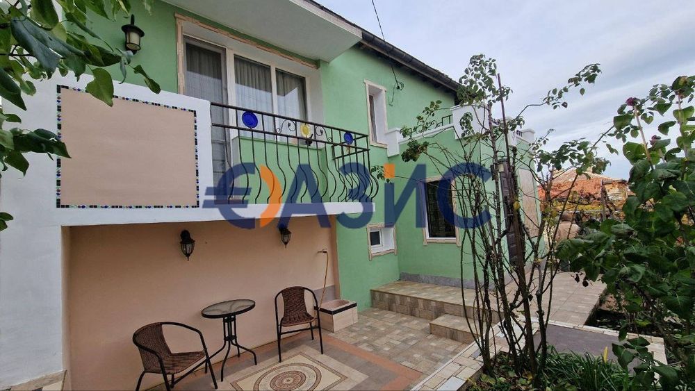 Двуетажна къща 174 кв. м., гр. Средец, България, цена 140 000 евро