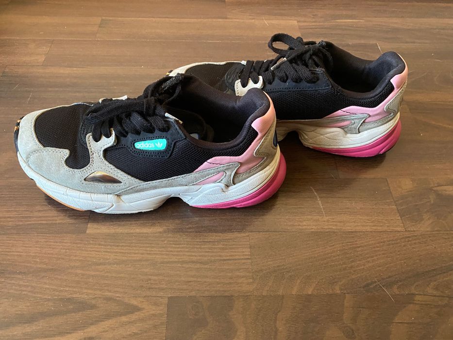 Adidas - женски маратонки