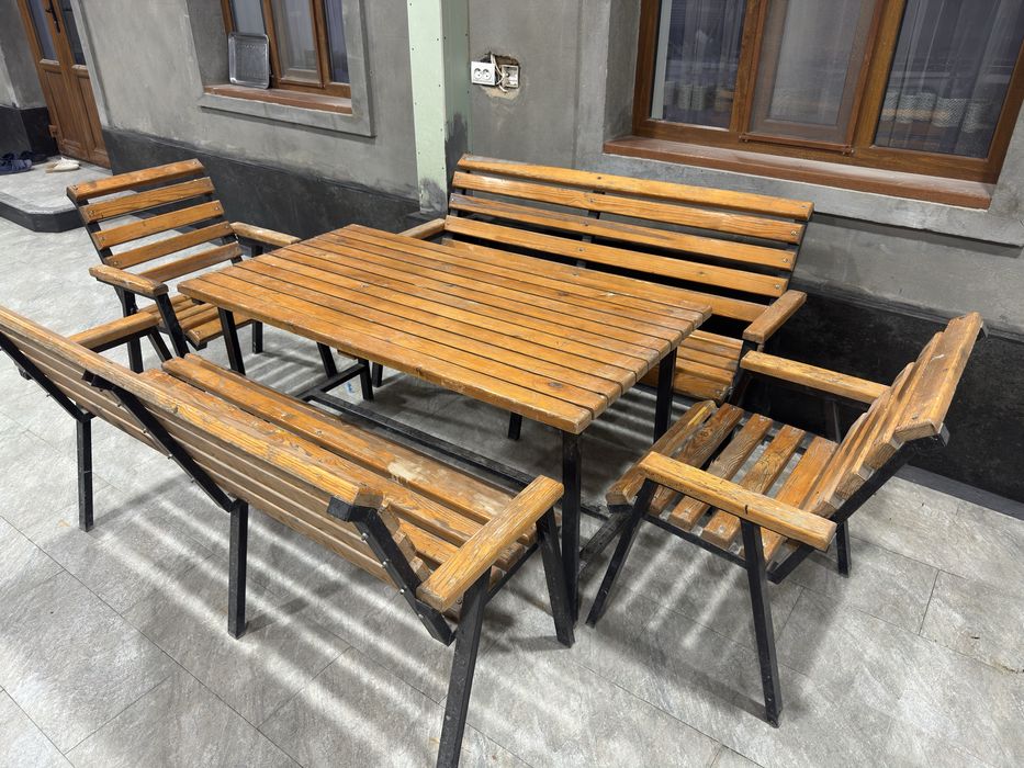 Стол стулья комплект продается!