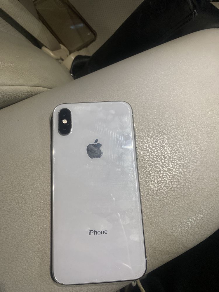 iPhone X с гарантей