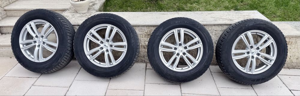 Jante Nissan R17 + anvelope iarna 225 65 17