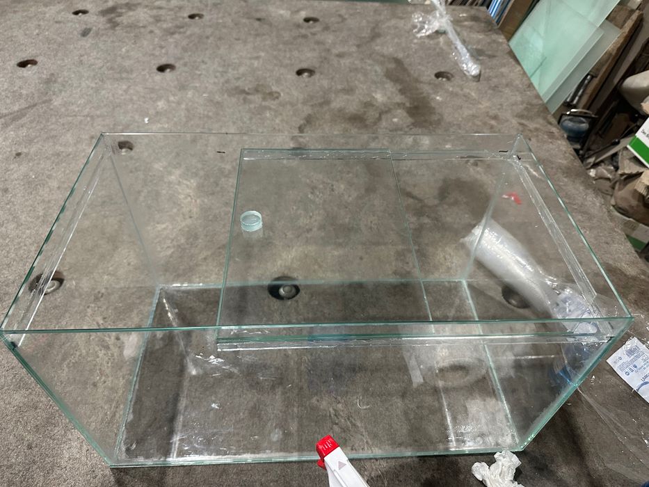 Стъклени услуги  с различни вида стакла различни вида дебелина