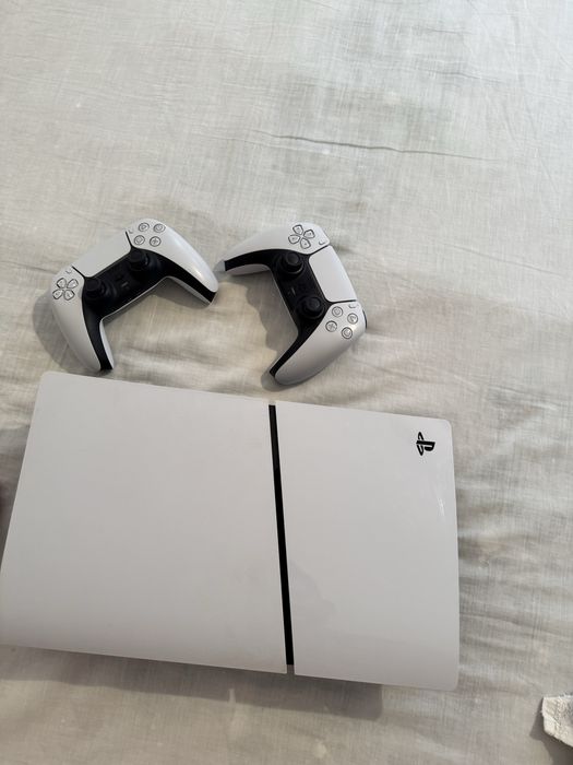 Vand ps5 impecabil urgent