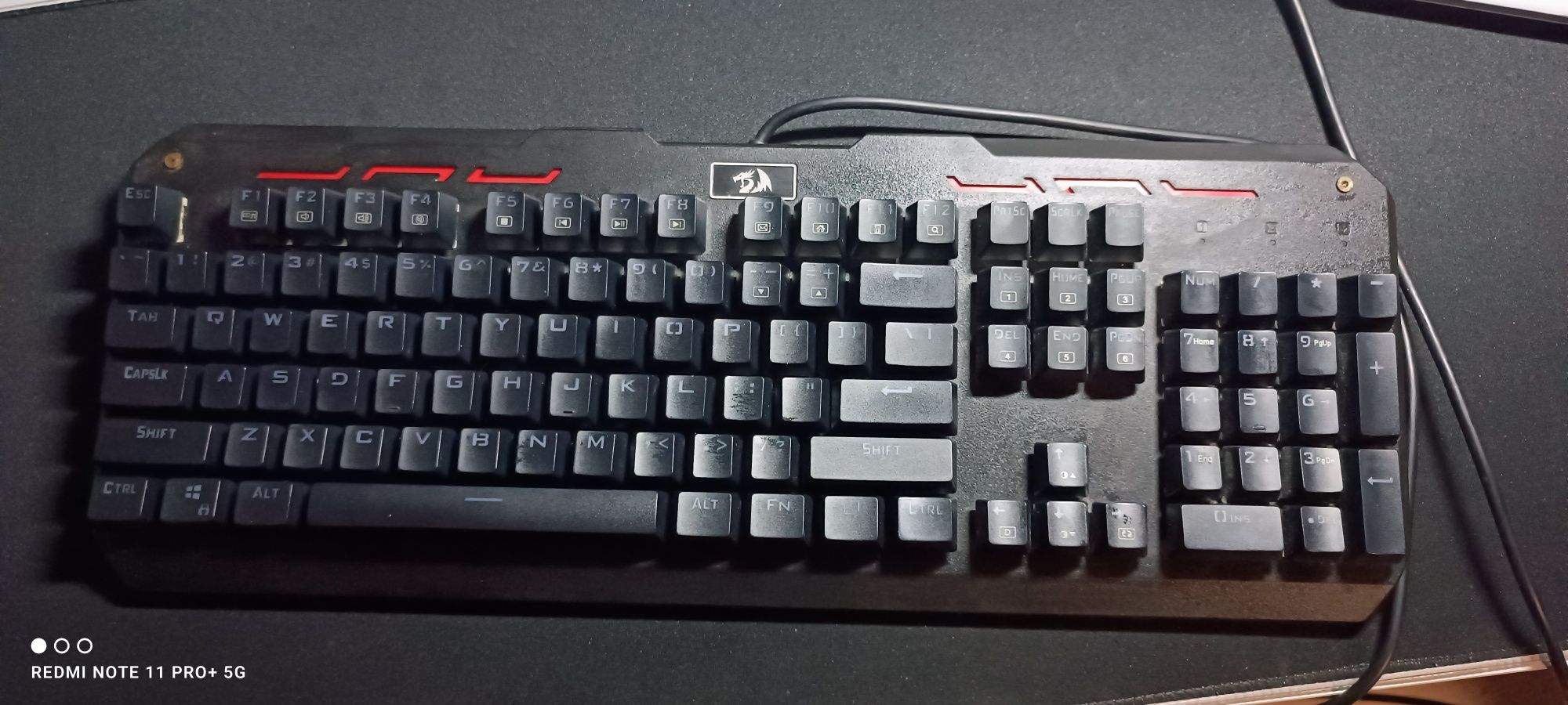 Tastatura mecanica redragon varuna black