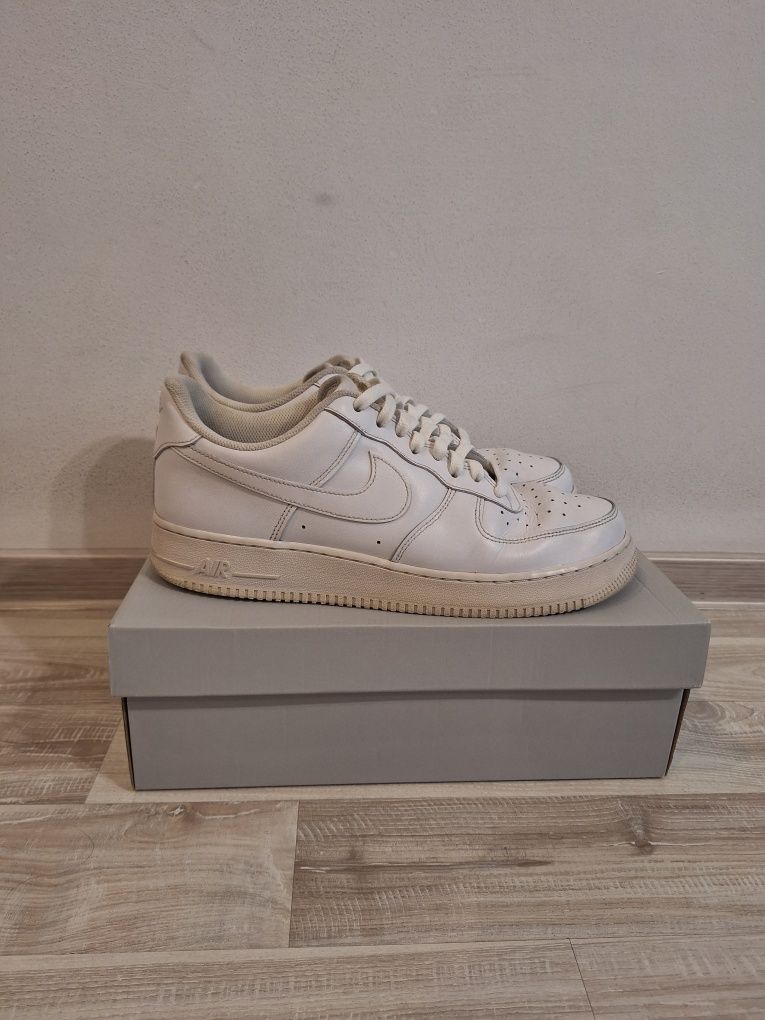 Nike Air Force 1 White