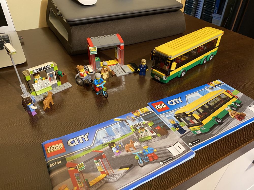 LEGO® City Autobuz 60154 de colectie